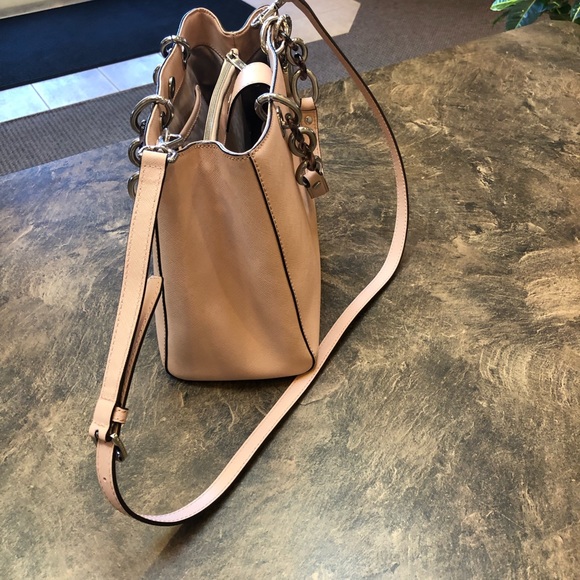 Michael Kors Blush Handbag - Picture 5 of 8